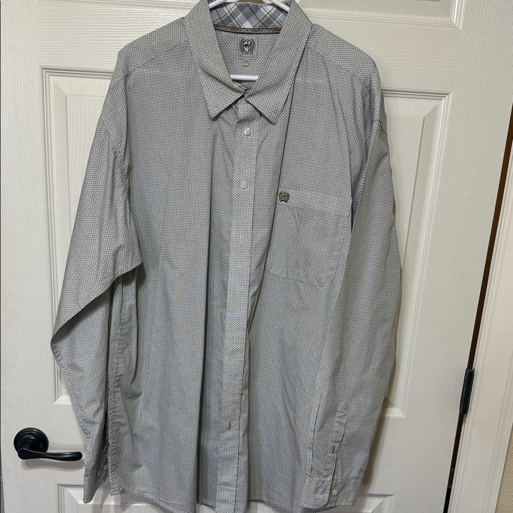 Cinch Men's Gray Button-Up Shirt
